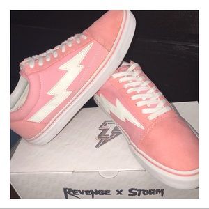 Revenge X Storm ‘Bolt Pink’